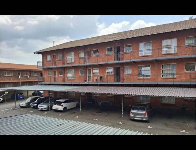 2 BEDROOM APARTMENT FOR SALE IN FLORIDA